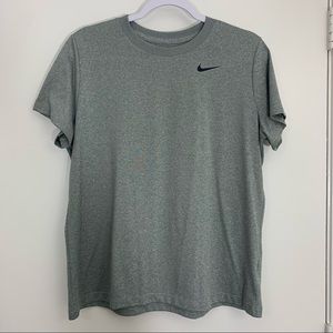 NIKE gray dri-fit short sleeve athletic too XL